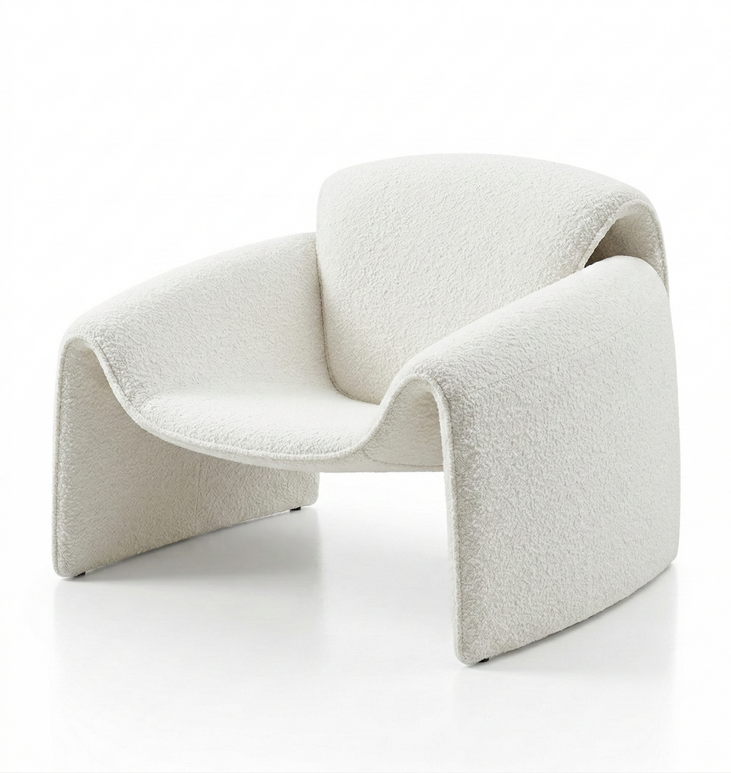 Verdant Arc Lounge Chair